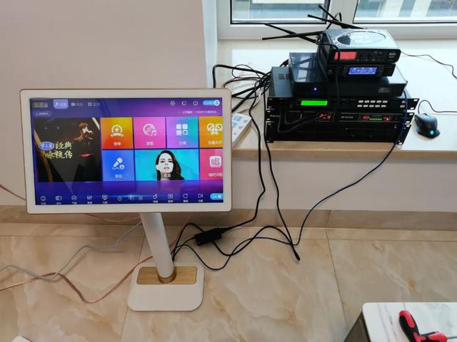 张启东：家庭KTV音响系统中点歌机怎样下载、更新歌曲？