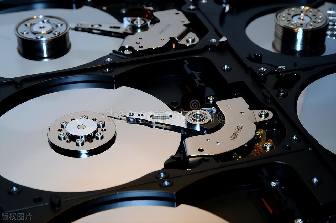 硬盘格式化:含义、原因及4种数据恢复方法