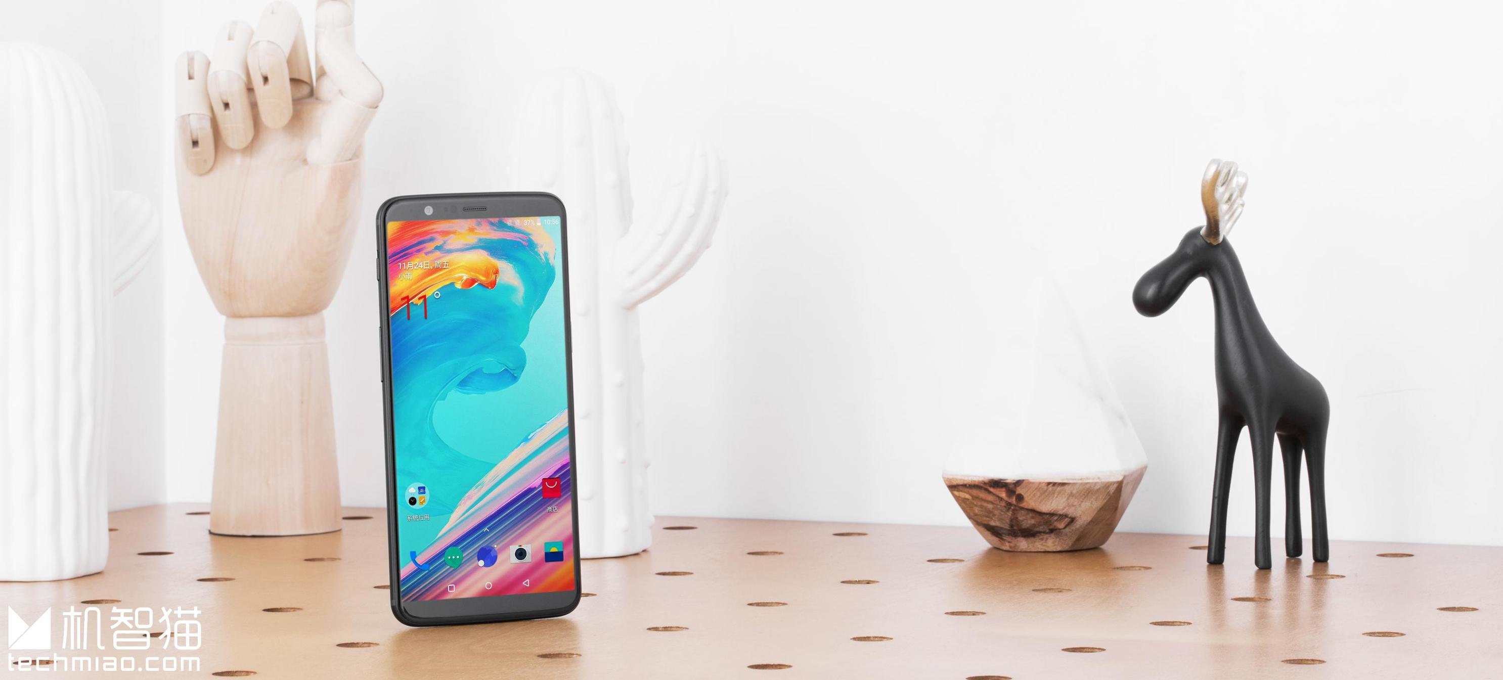 机智猫出品 | OnePlus 5T首发评测：从一年一旗舰到一年双旗舰