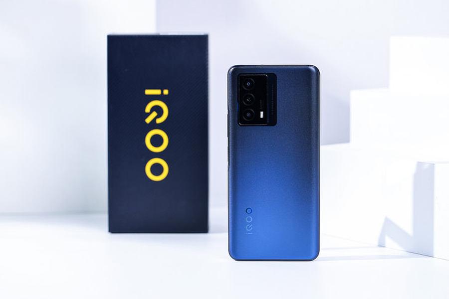 双11高性价比之选，iQOO Z5性能续航都硬核