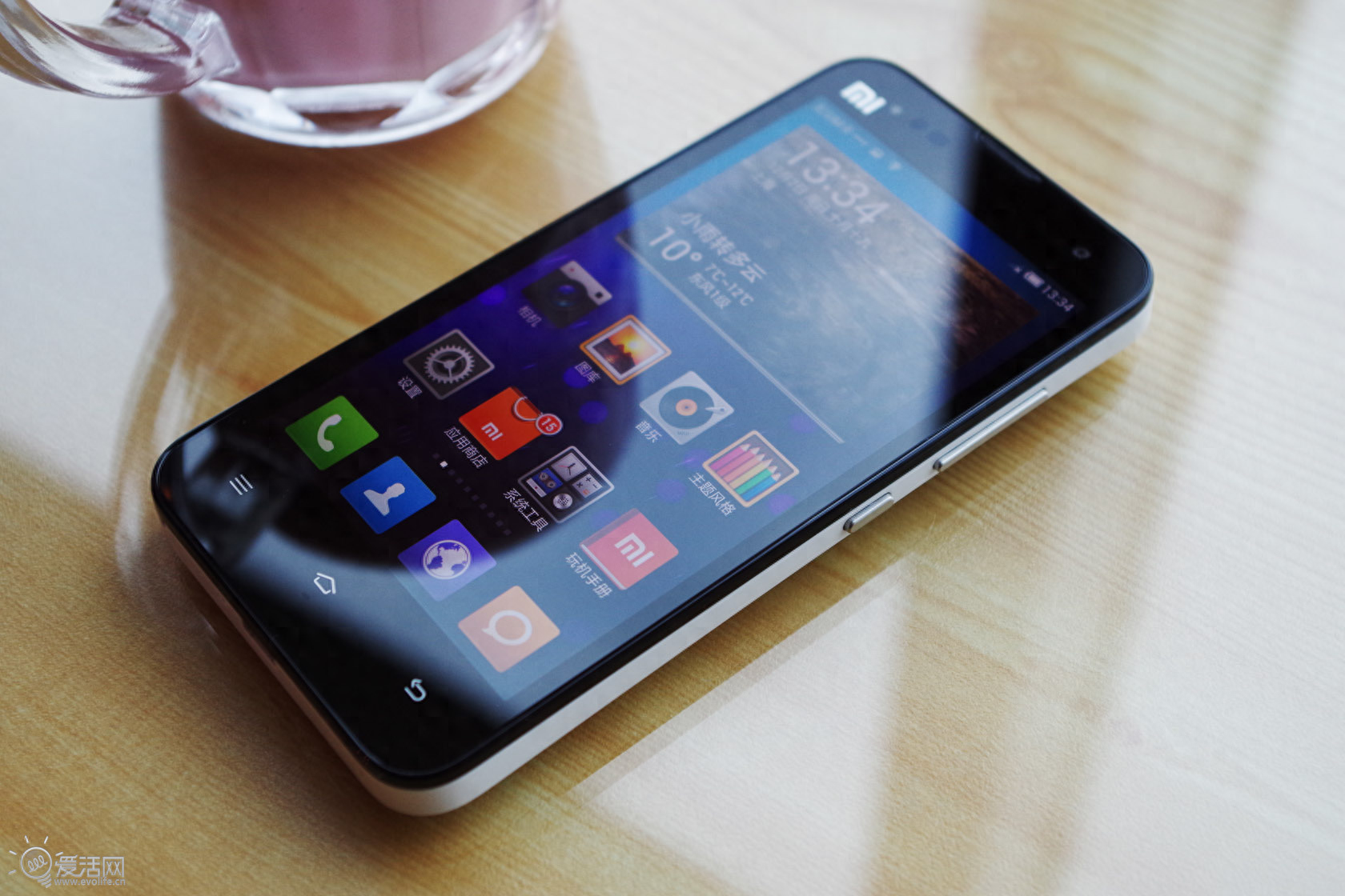 经典回顾-开端过后,更显本色-小米M2