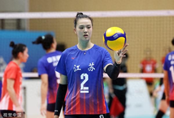 重回球队名单!中国女排名将张常宁复出参加排超联赛