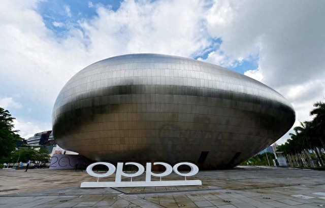 前后2000万 全新拍照手机OPPO R11发布