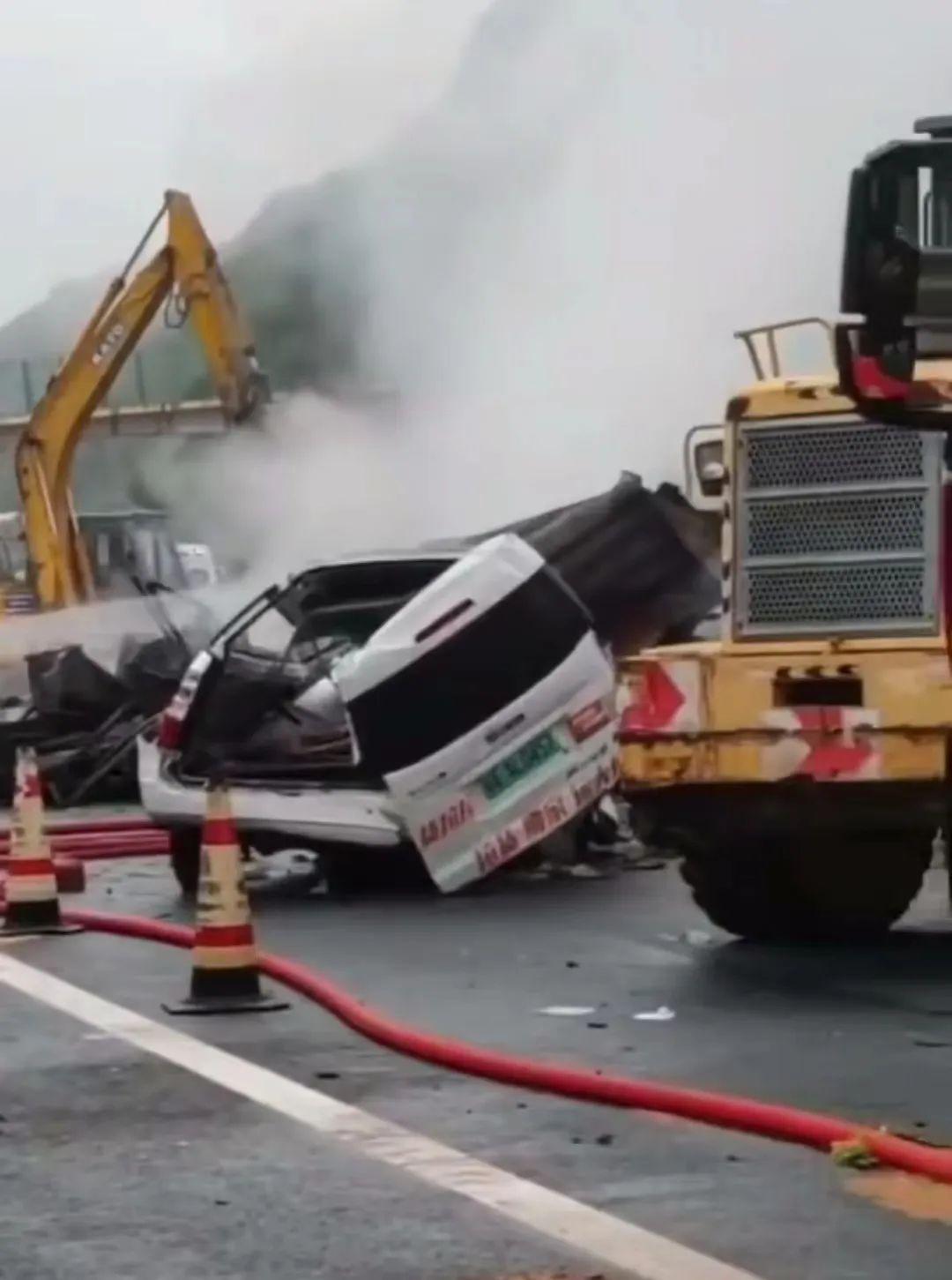 凌晨突发！官方通报：致4人死亡
