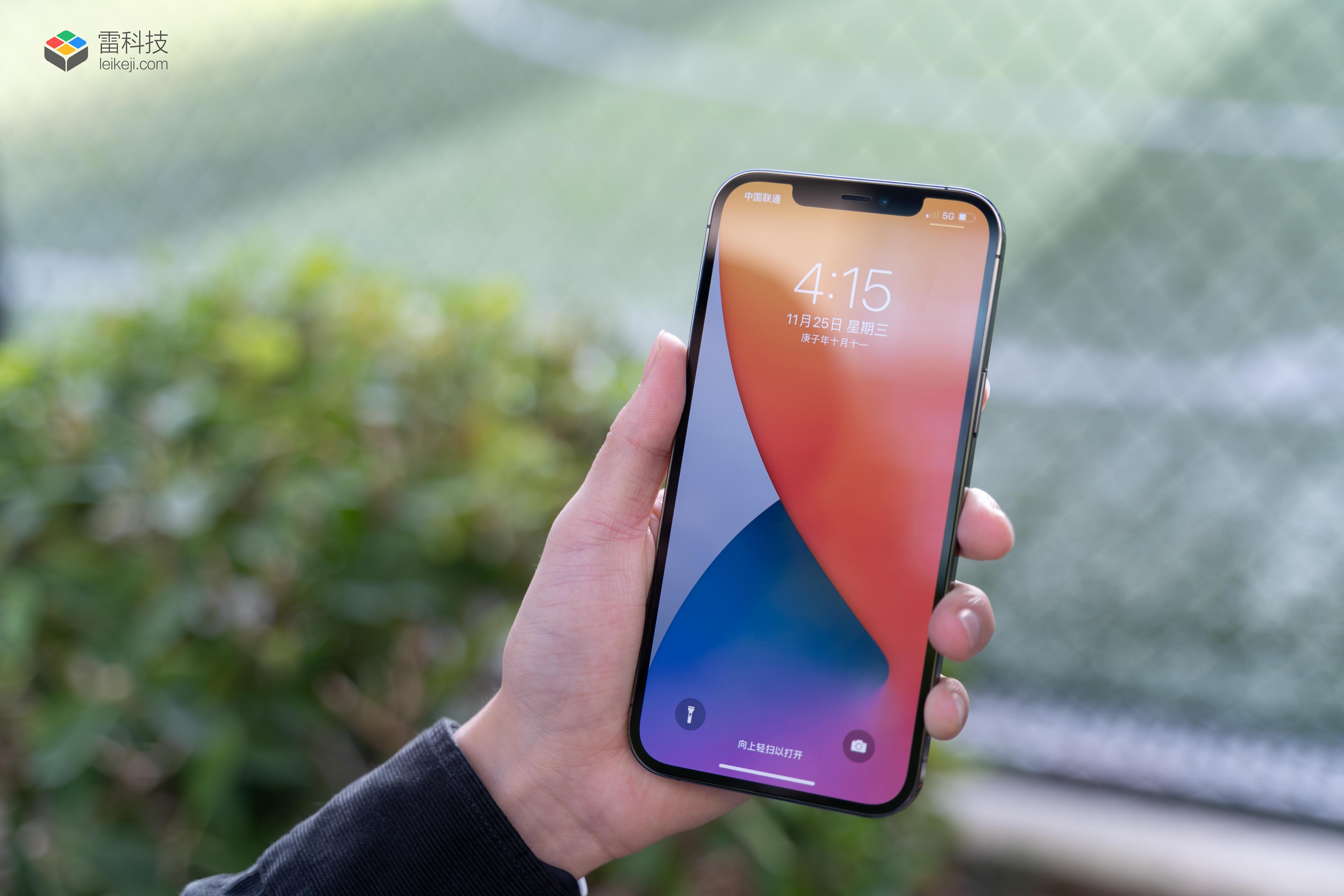 iPhone 12 Pro Max评测：用一周瘦了5斤