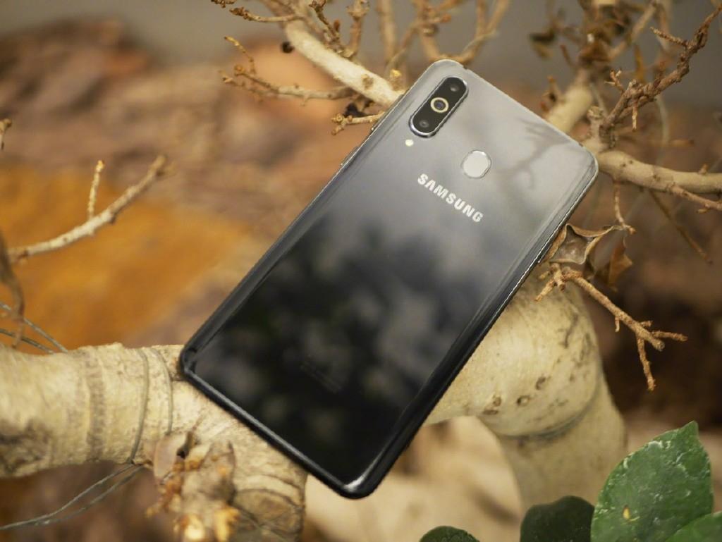 三星Galaxy A50再曝光，主摄2400万像素，电池超大！
