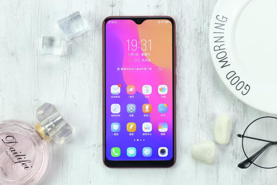 vivo Y93深度测评：AI智能贯穿始终，畅享便捷生活