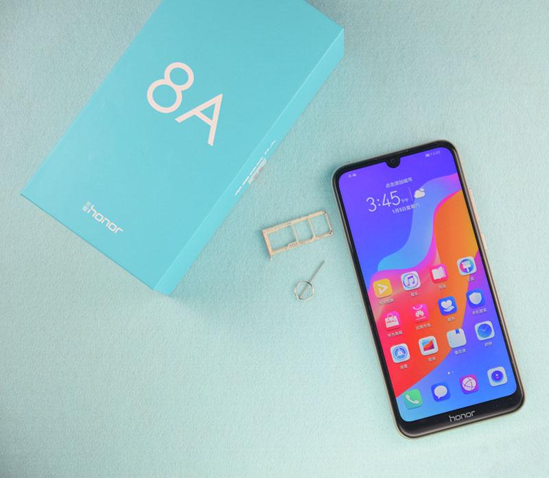 荣耀畅玩8A特色体验：能否做一台称职的高性价比手机？