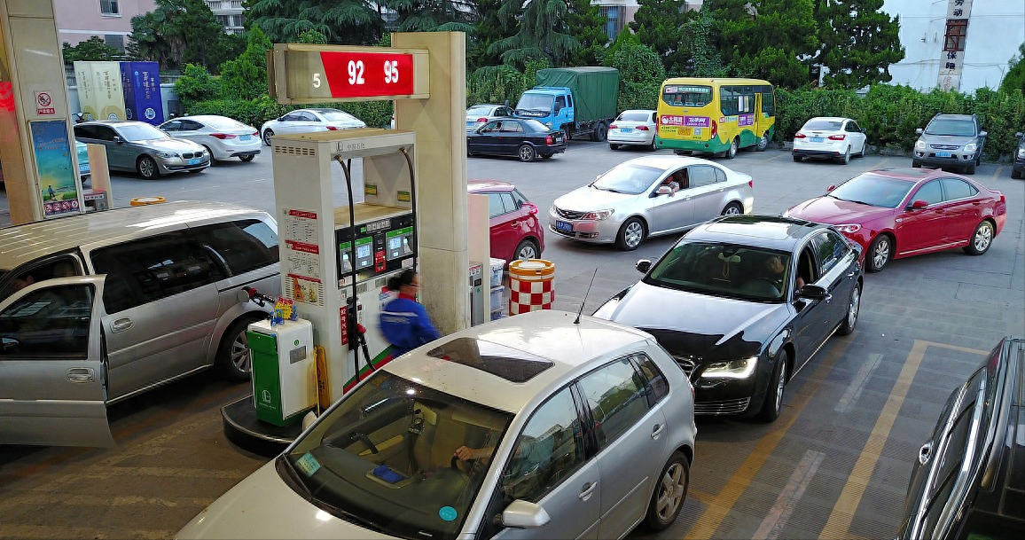 油价调整！1月18日调价后92号汽油价格，猪价“5连涨”！咋回事？