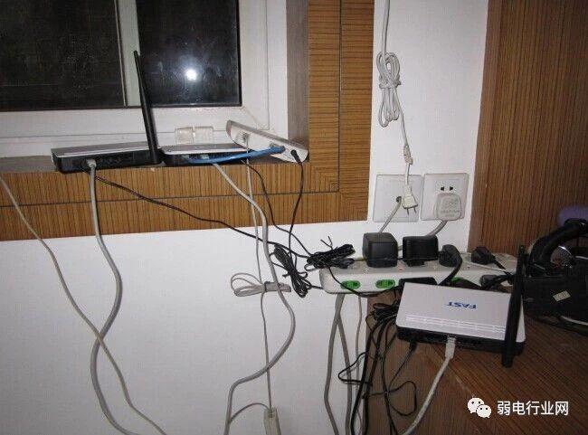 怎么扩展无线路由器信号？（书房路由器覆盖不到卧室）