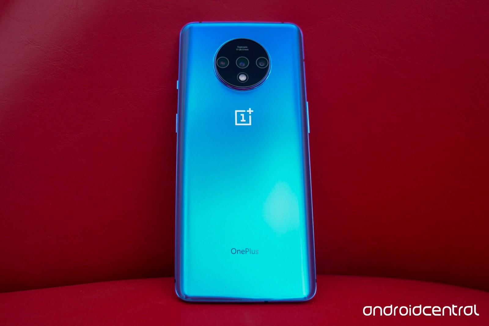 一加7T海外版测评 五个优点三个缺点 奥利奥三摄表现惊喜