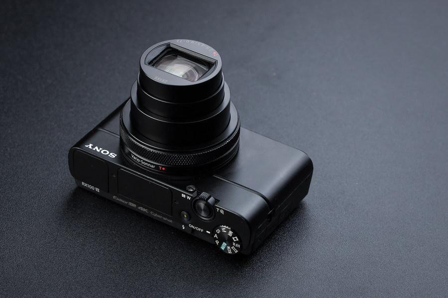 卡片机外表下装进了α9的灵魂 索尼黑卡RX100 VII评测