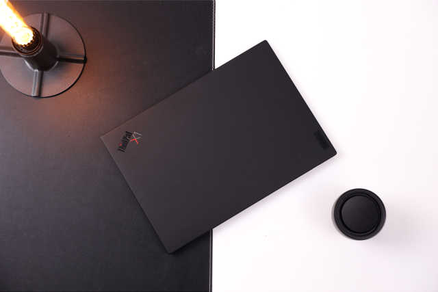 年度TOP级商务本！ThinkPad X1 Carbon 2021评测