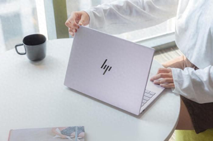 盘点5000元高性能轻薄本,更适合“大学生的体质”的笔记本电脑