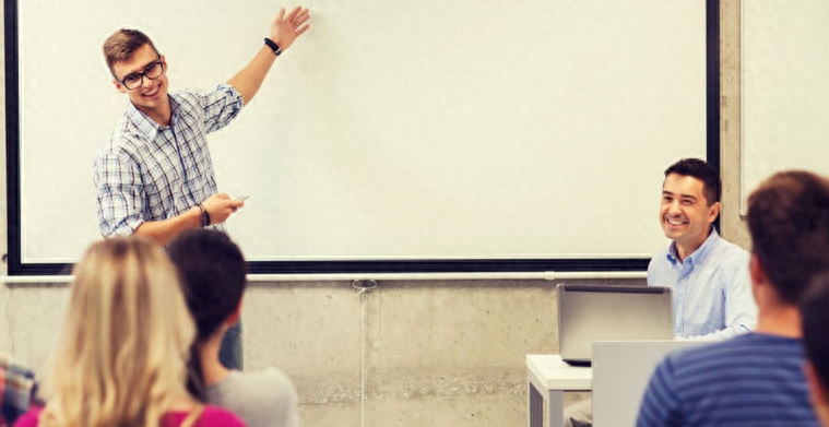 外贸开发信如何避免陷入自嗨模式?Features和Benefits对比讲解