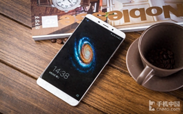 支持盲插 360奇酷手机旗舰版全网通评测