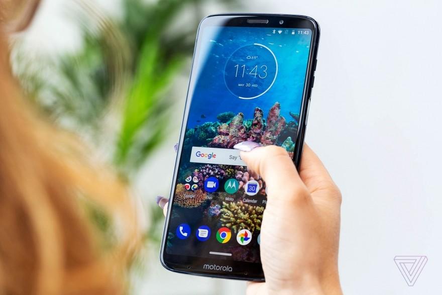 联想Moto Z3 Play发布：最漂亮的摩托罗拉手机，骁龙636卖3800元