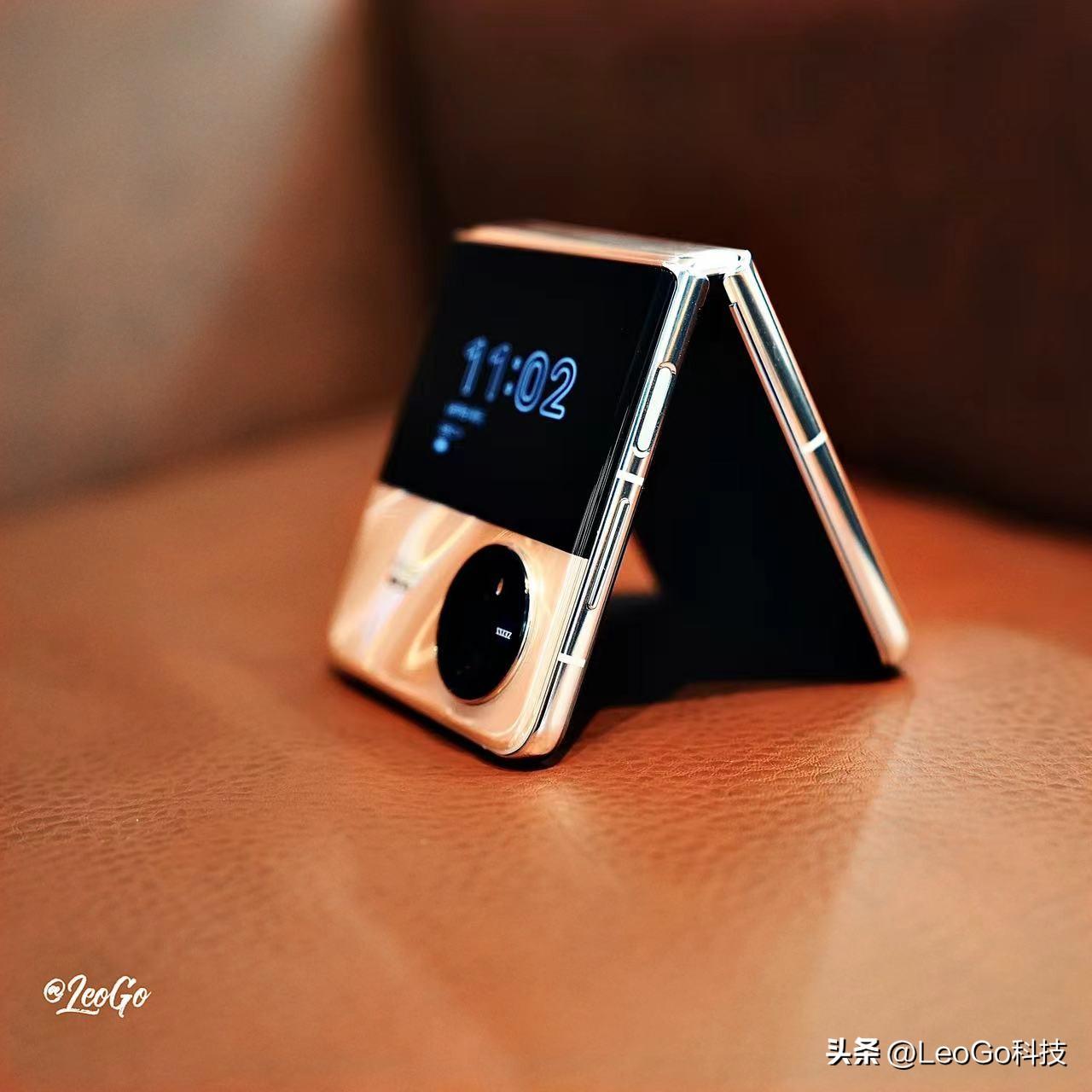 讨论|翻盖手机为何在2023年很难发现了？