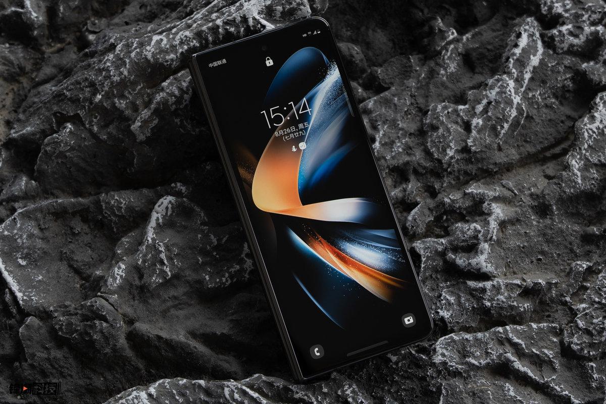 真正的旗舰折叠屏手机，三星Galaxy Z Fold 4体验
