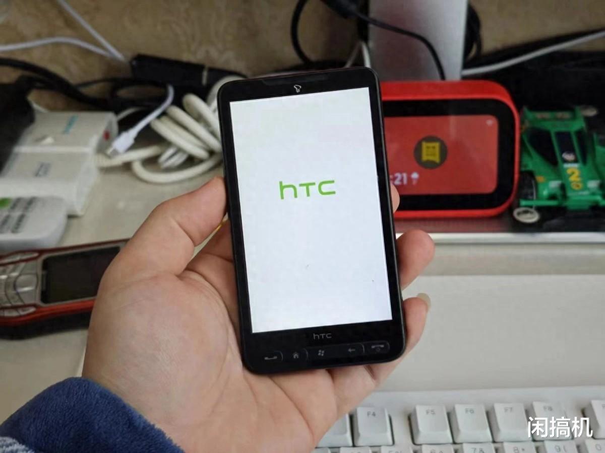 你用过“刷不死”的HTC HD2吗?它开启了全民刷机的时代