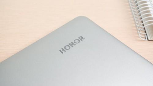 当代年轻人的职场大杀器 荣耀MagicBook 2019 Intel版深度评测