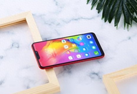 vivo Y83发布!首发联发科P22/1498元起