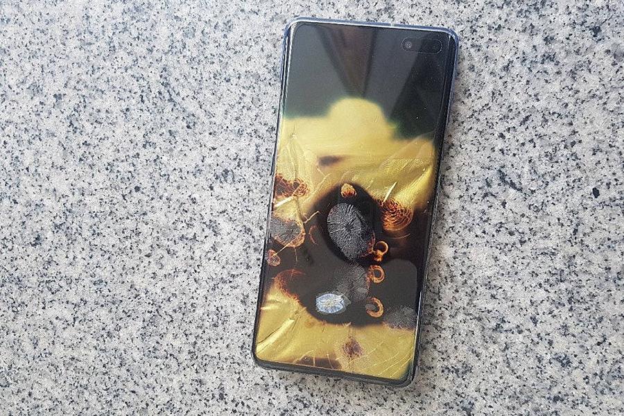 三星火速调查Galaxy S10 5G版自燃事故原因：连续外力破坏导致