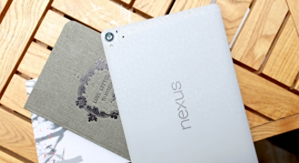 金属边框+双扬声器 Nexus 9上手图赏