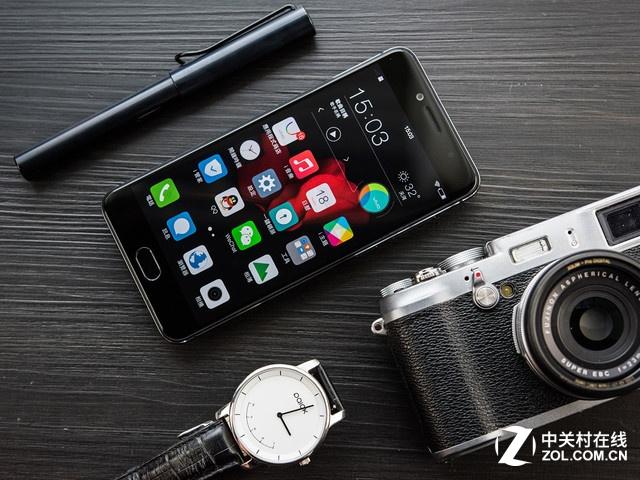 城市最亮的星 vivo X7曜石黑报价2798元