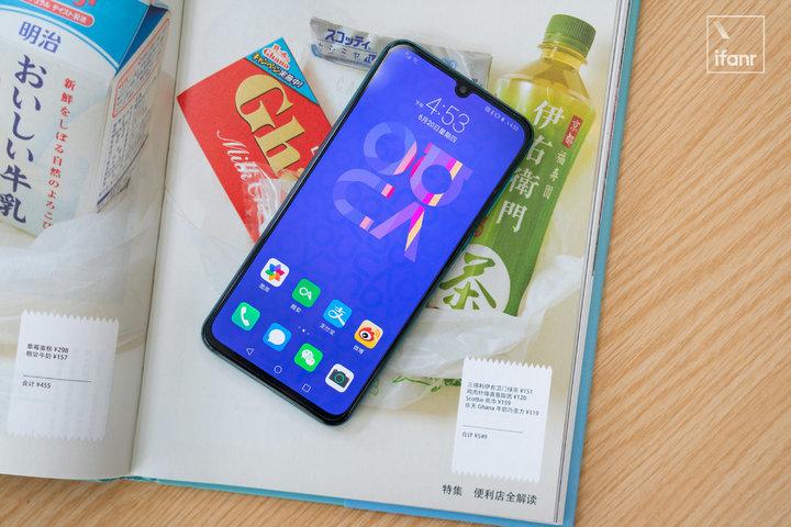 华为 nova 5 Pro 上手体验：更全面的它，值得你花费 2799 元吗