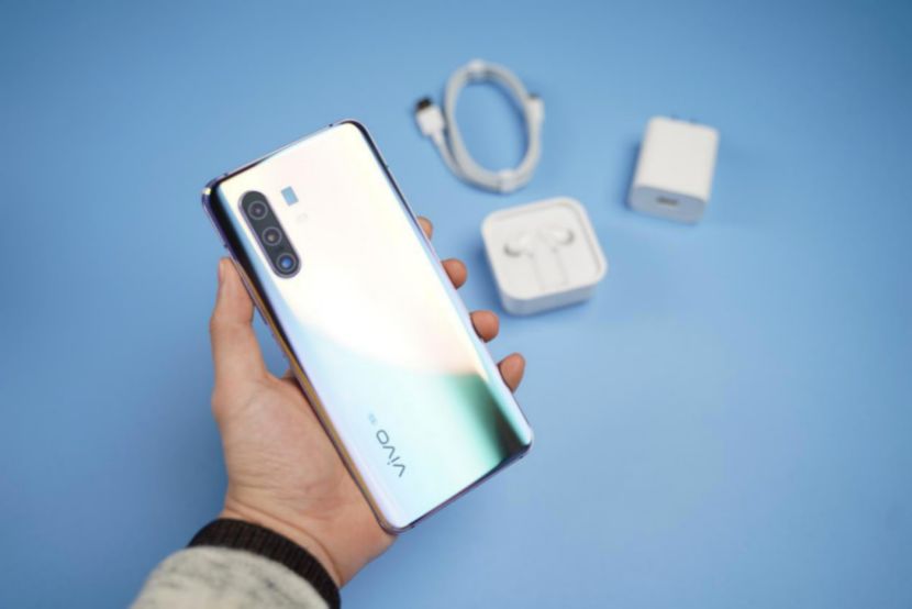 VIVO X30 Pro深度评测：史上最好看的X系列，没有之一