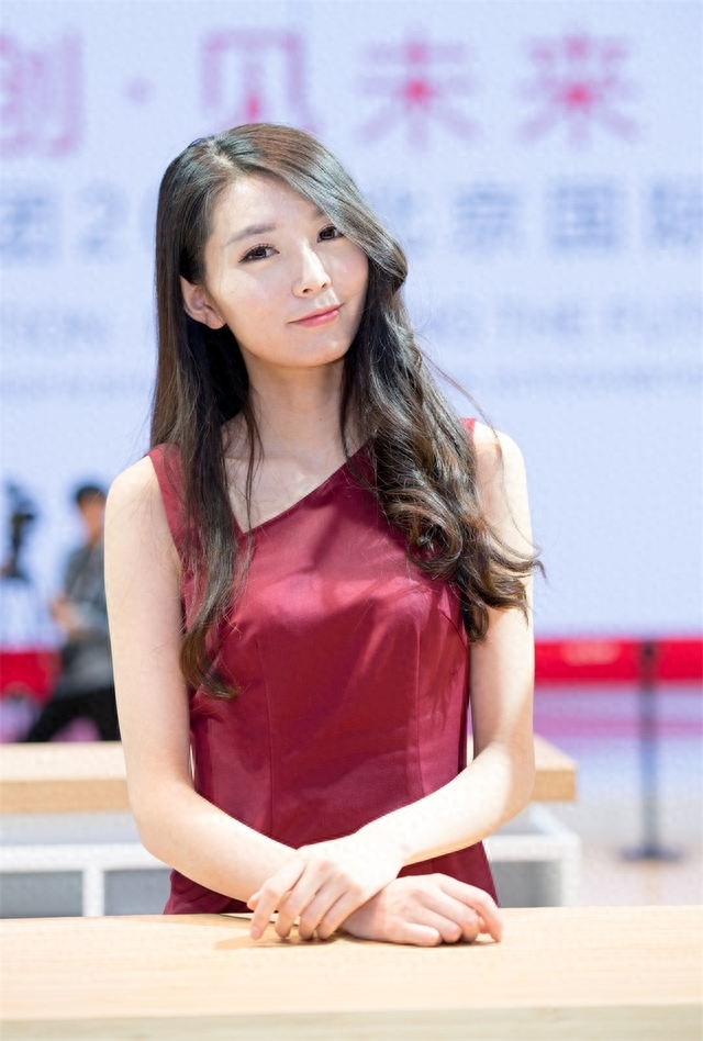 7R2+85GM拍16年北京车展