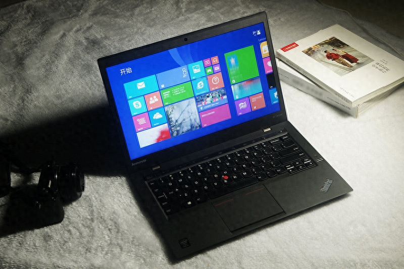 经典小黑商务之王,ThinkPad New X1 Carbo