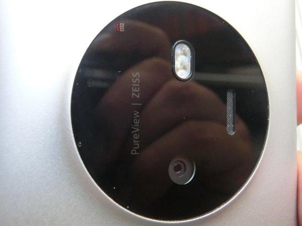 Lumia1030原型（诺基亚McLaren）还有移动4G版？