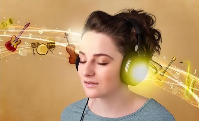 耳机声音太大怎么回事（耳机通话声音太大）