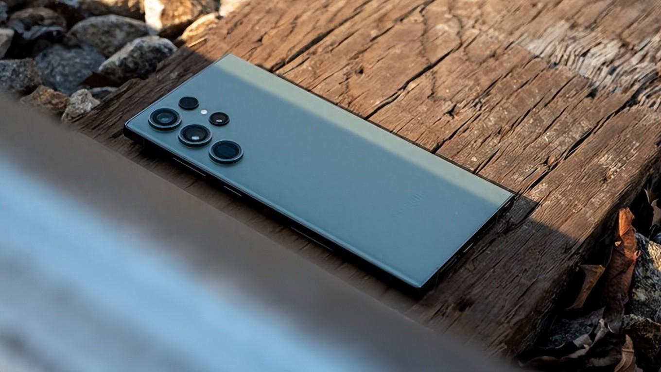 三星S23突降1700元,这可能是目前最具性价比的三星手机了