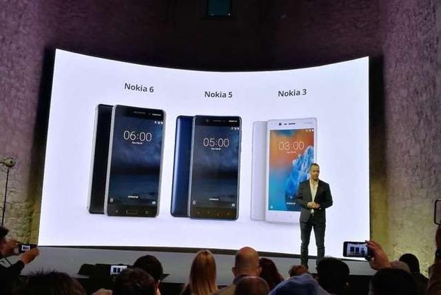 诺基亚3310再现，17年后的经典款有何不同？