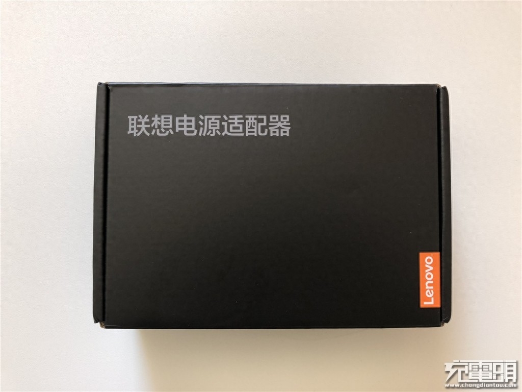 联想新款170W笔记本适配器开箱及对比老款