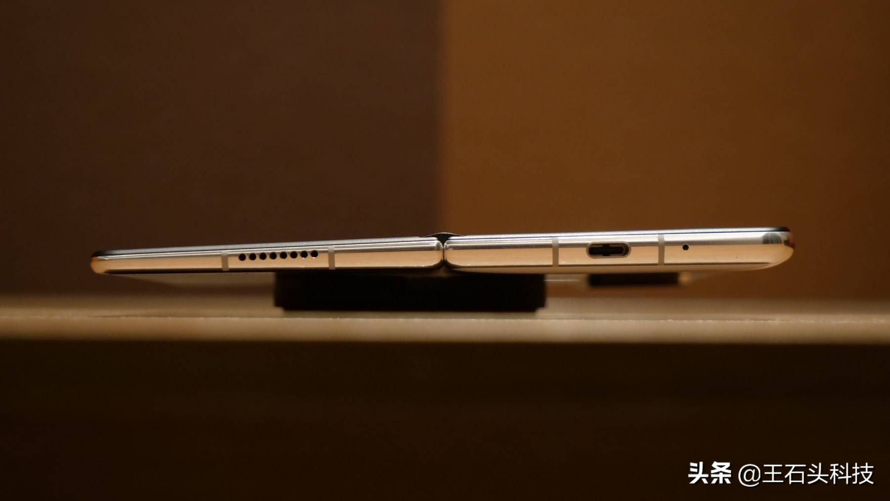 华为Mate X2开卖后，用户评价已出炉，优缺点“一针见血”