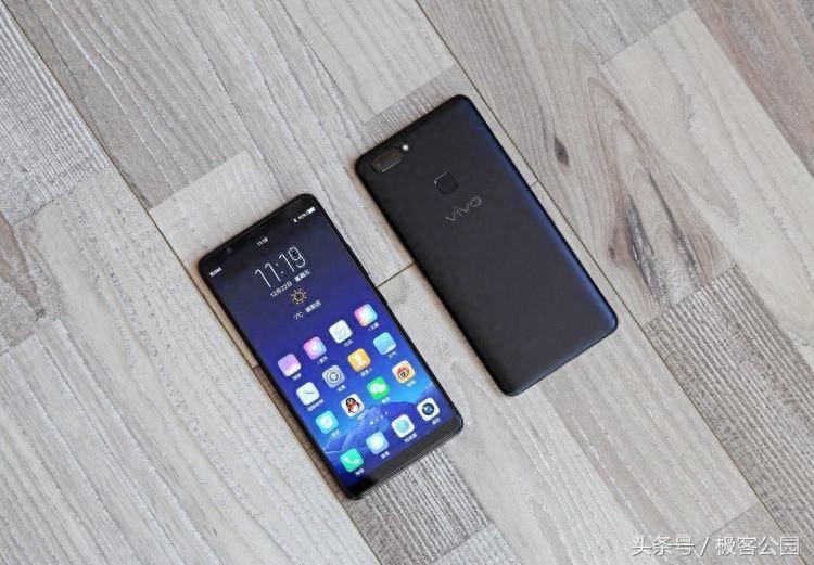 vivo X20Plus 评测：更大的全面屏，更好的逆光拍照