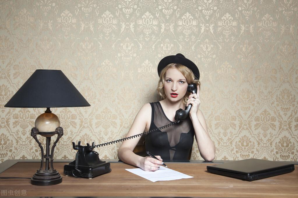 “说话讲礼貌”别说speak politely,这表达更高级