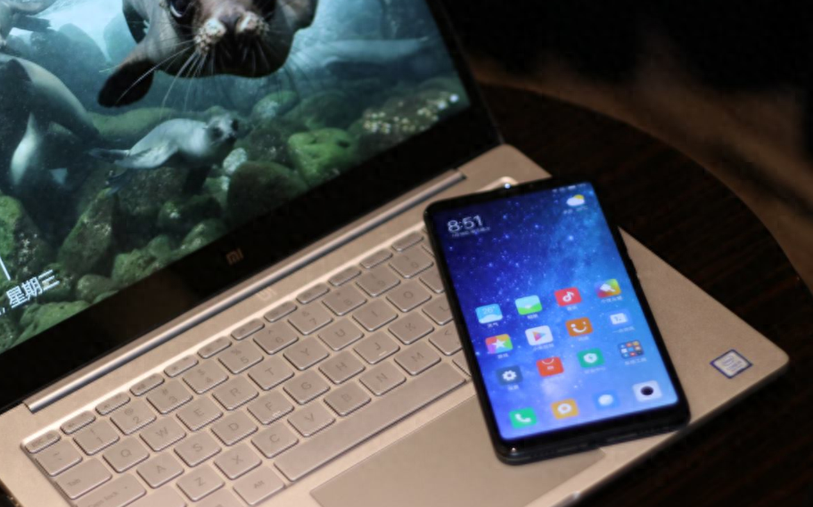 能打电话的平板,小米Max3正式发布:1699元起