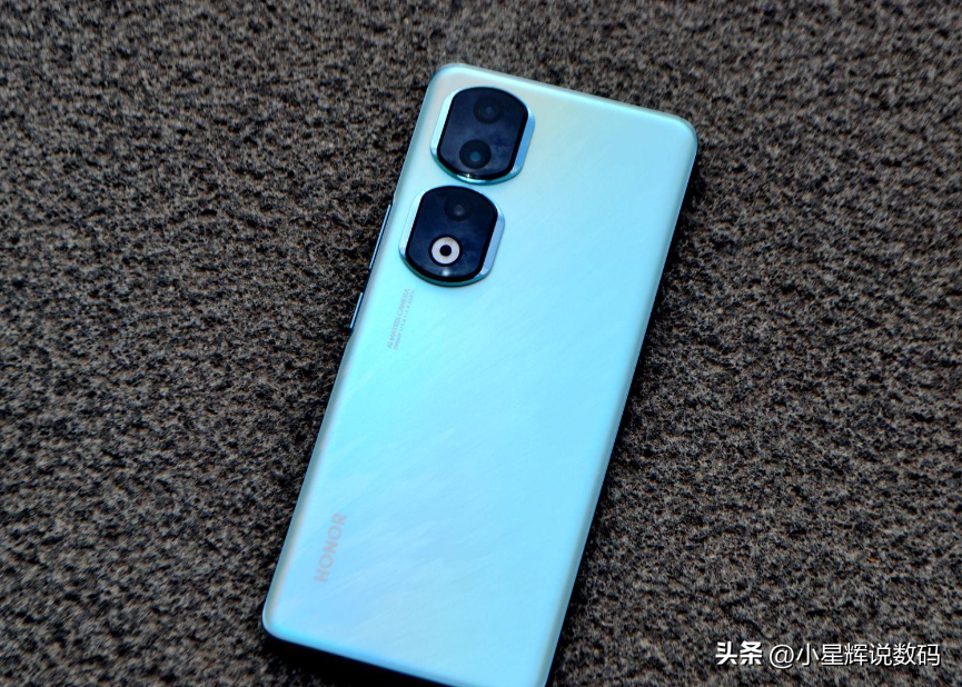 荣耀90Pro价格松动，12GB+256GB低至2899元，2亿像素+5000mAh+90W