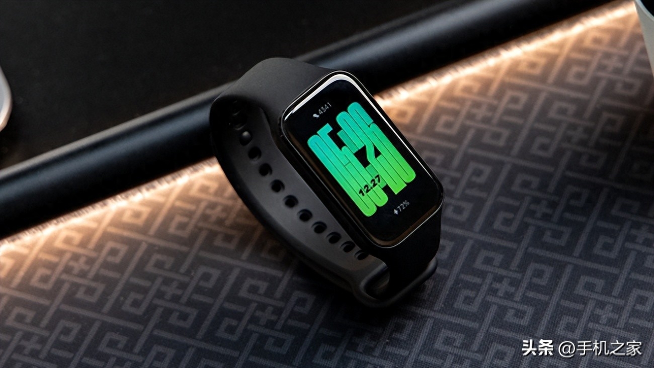 1.47英寸全面屏搭配血氧监测功能 Redmi手环2体验
