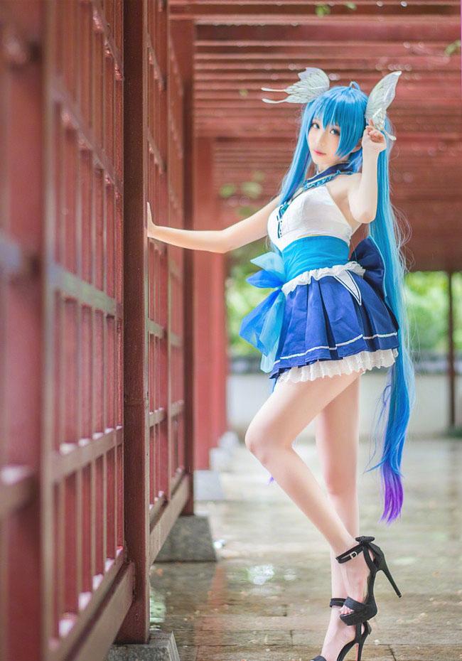 初音未来cosplay大长腿私房福利诱惑写真