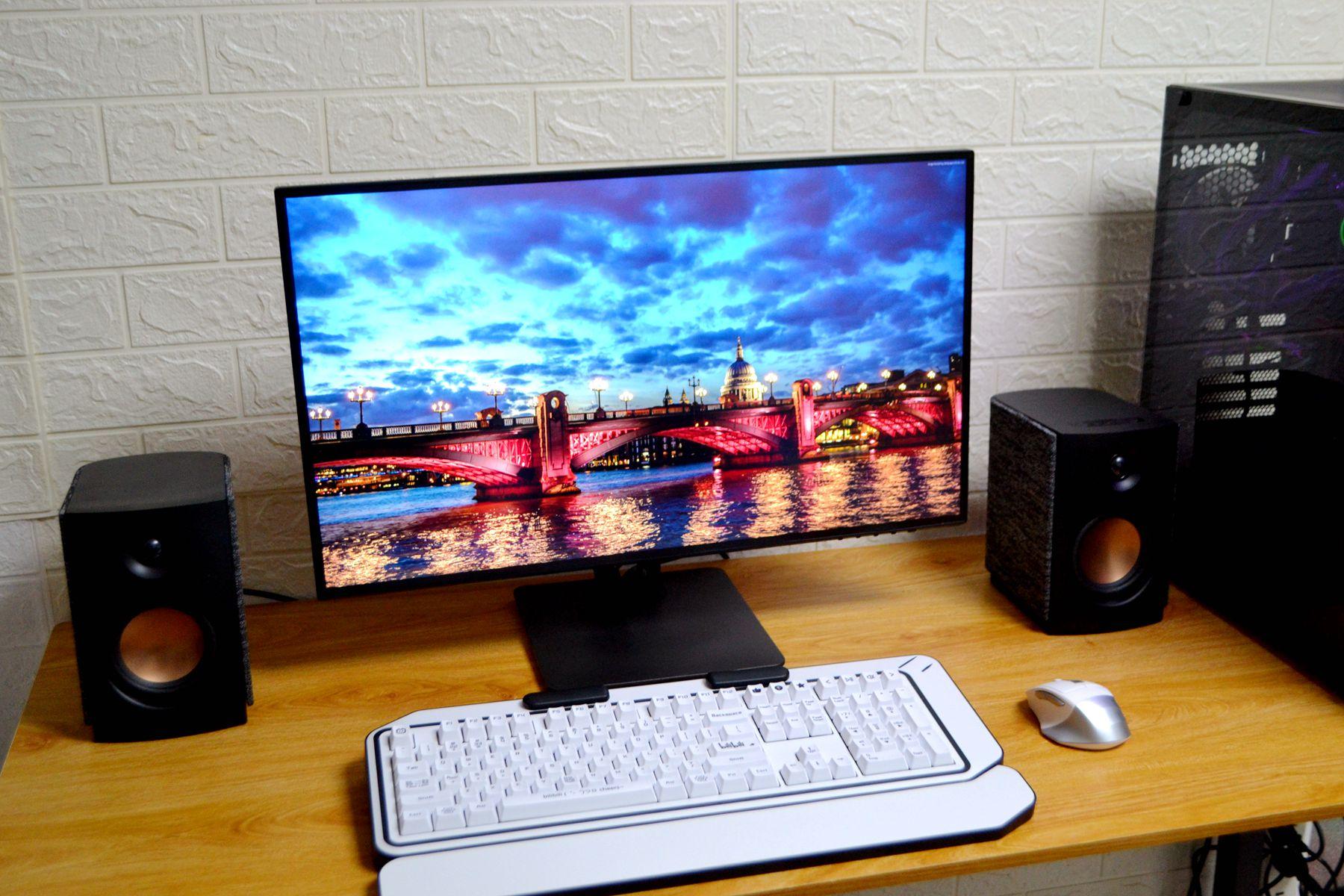 联想又做价格屠夫!2000多硬扛5000价位显示器,27寸4K终成白菜价