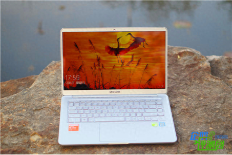 三星星曜900X5T笔记本评测:颜值高性能强 办公娱乐两相宜