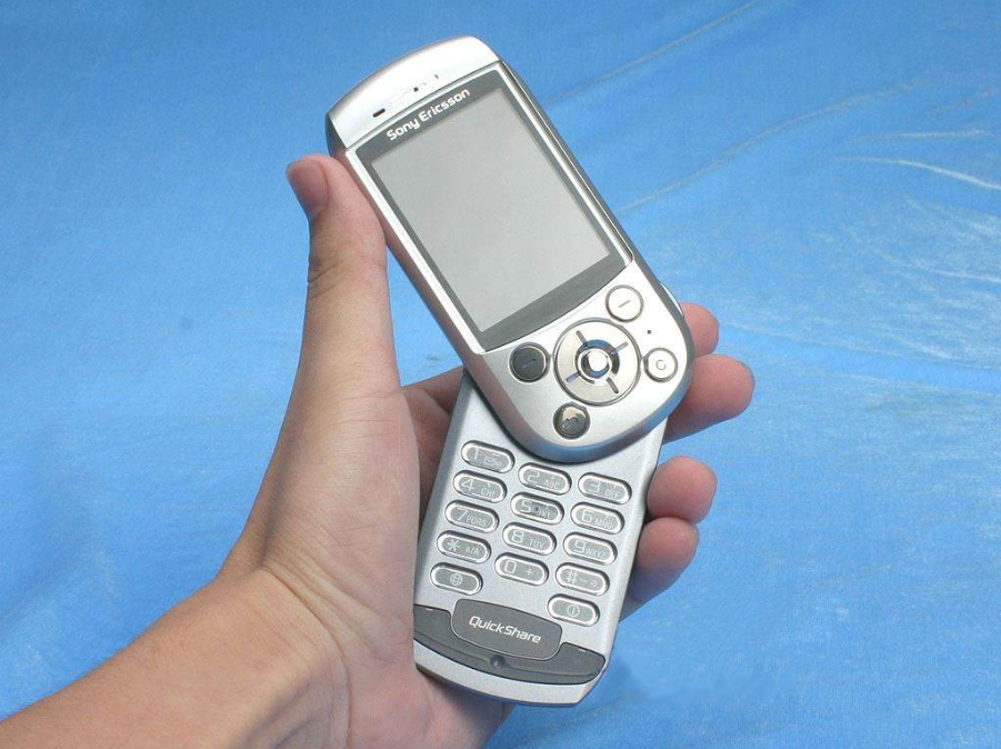 成就了索爱半智能手机形象的索爱A200操作系统