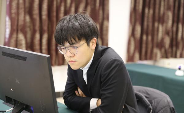 柯洁三星杯击败申真谞夺冠，成就中国围棋最年轻“八冠王”