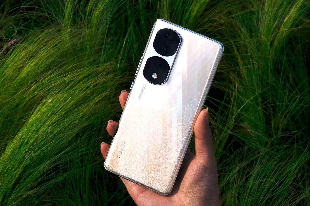 荣耀70 Pro现在最值得买?最低3029元到手,天玑8000影像旗舰